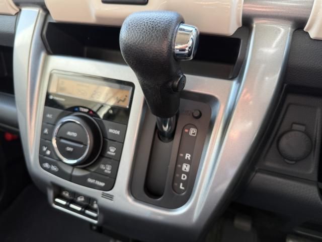 SUZUKI HUSTLER 4WD 2018 Image 31