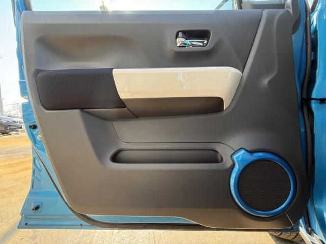 SUZUKI HUSTLER 4WD 2018 Image 31