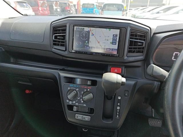 DAIHATSU MIRA E:S 2022 Image 31