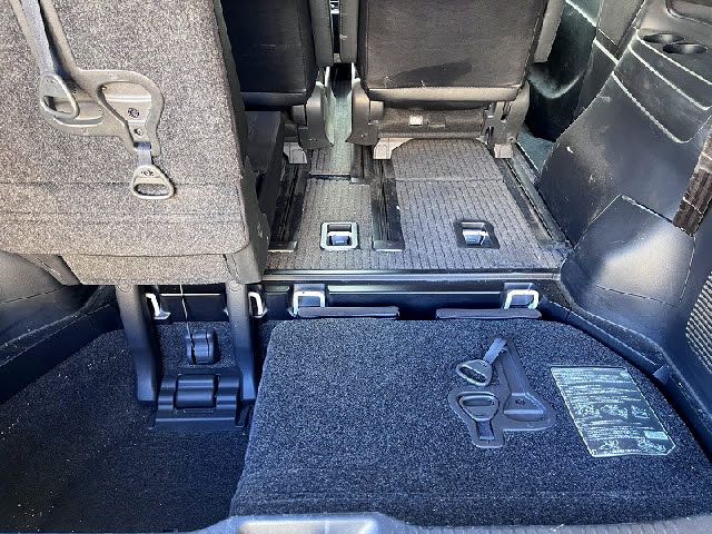 TOYOTA ESTIMA 2013 Image 31