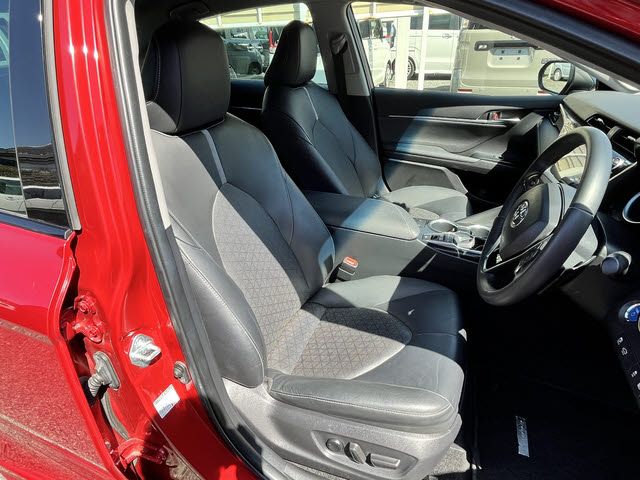 TOYOTA CAMRY HYBRID 2020 Image 31