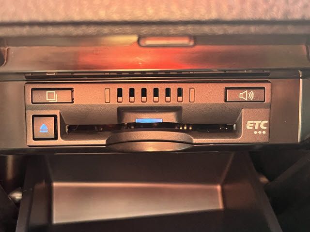 TOYOTA CAMRY HYBRID 2020 Image 31