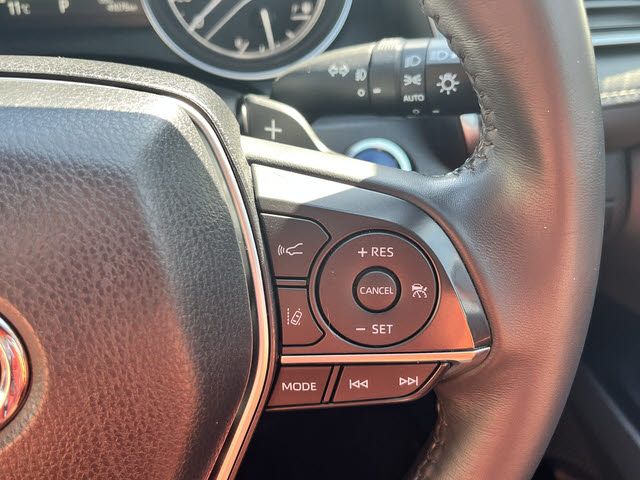 TOYOTA CAMRY HYBRID 2020 Image 31