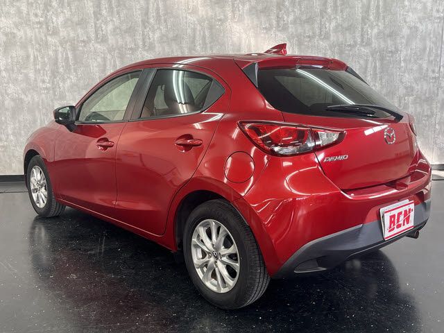 MAZDA DEMIO 2016 Image 31