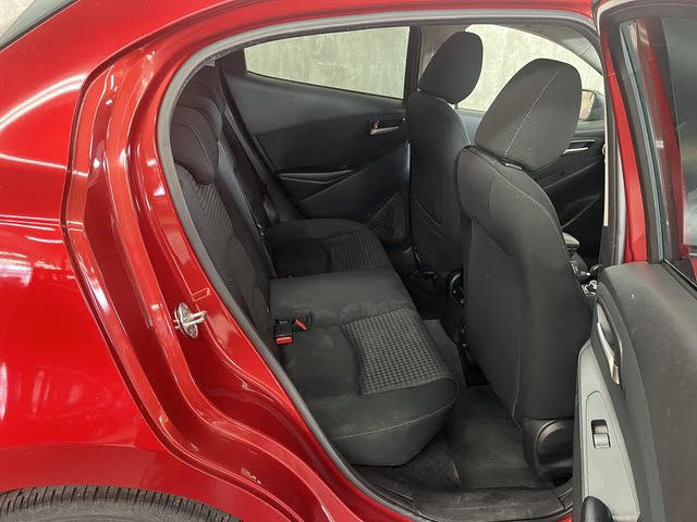 MAZDA DEMIO 2016 Image 31