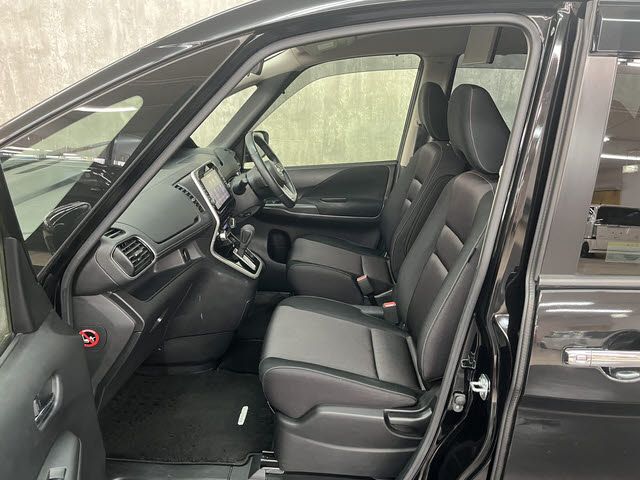 NISSAN SERENA  S-HYBRID 2016 Image 31