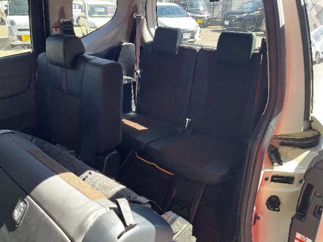 TOYOTA SIENTA HYBRID 2020 Image 31