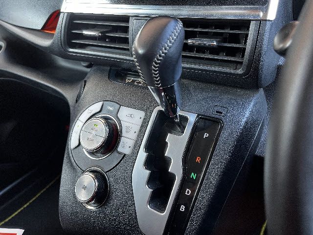 TOYOTA SIENTA HYBRID 2020 Image 31