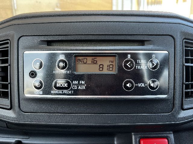 DAIHATSU MIRA E:S 2019 Image 31