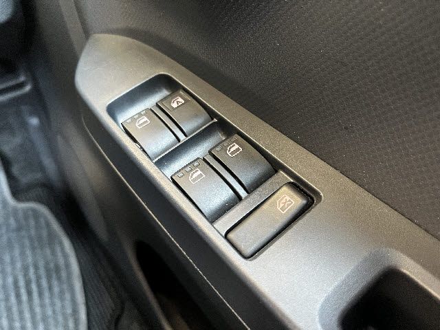 DAIHATSU MIRA E:S 2019 Image 31