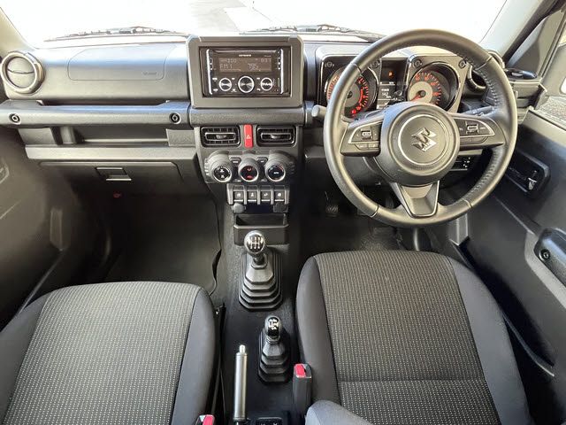 SUZUKI JIMNY 4WD 2023 Image 31