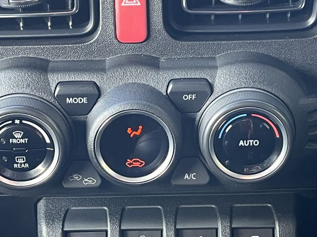 SUZUKI JIMNY 4WD 2023 Image 31