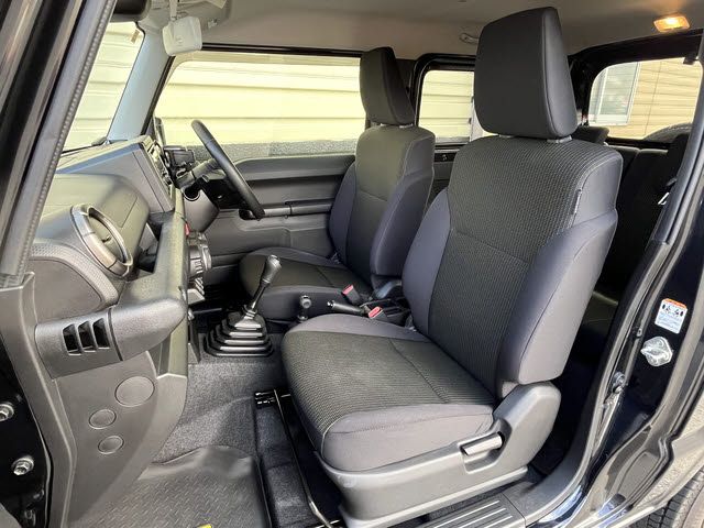 SUZUKI JIMNY 4WD 2023 Image 31