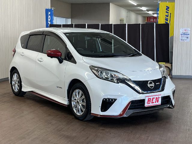 NISSAN NOTE 2018 Image 31