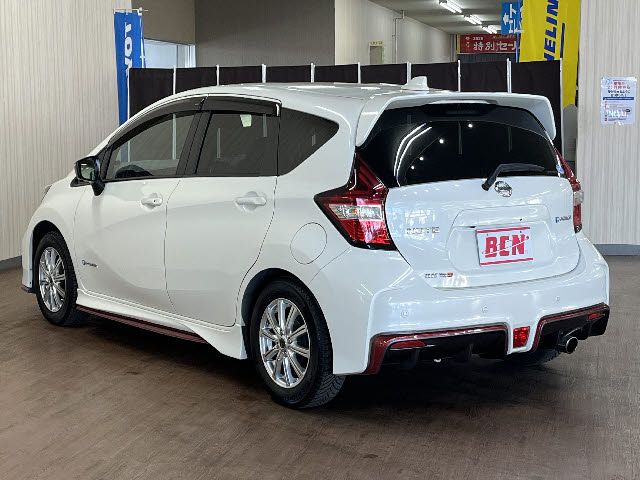 NISSAN NOTE 2018 Image 31