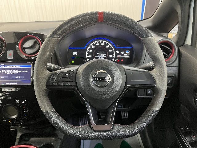 NISSAN NOTE 2018 Image 31
