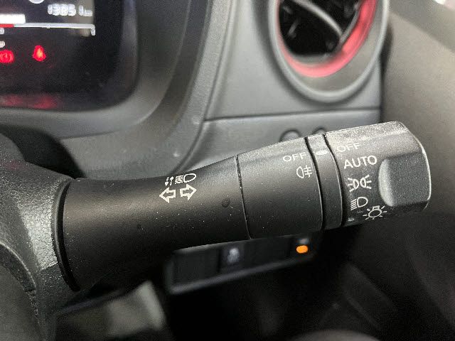 NISSAN NOTE 2018 Image 31