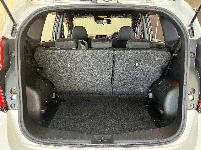 NISSAN NOTE 2018 Image 31