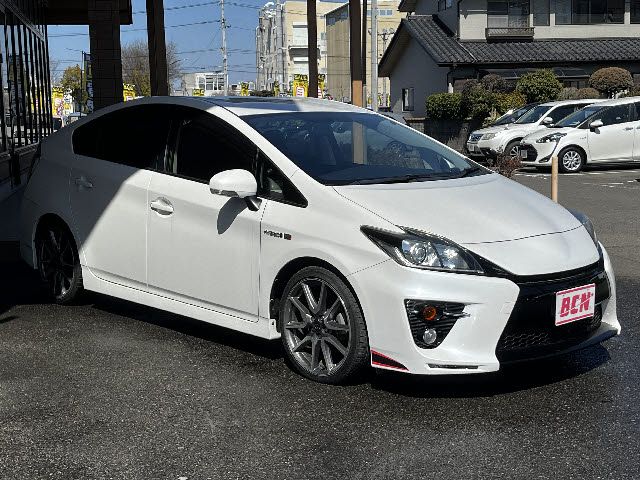 TOYOTA PRIUS 2014 Image 31