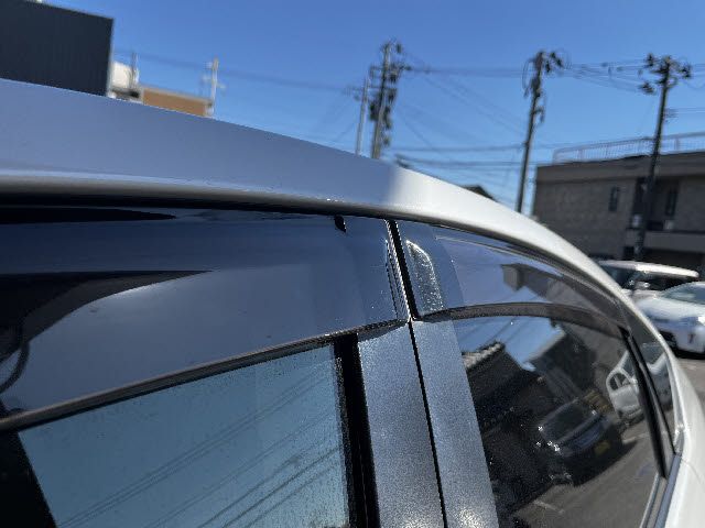 TOYOTA PRIUS 2014 Image 31