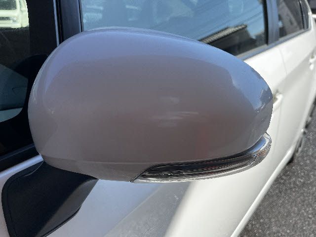 TOYOTA PRIUS 2014 Image 31