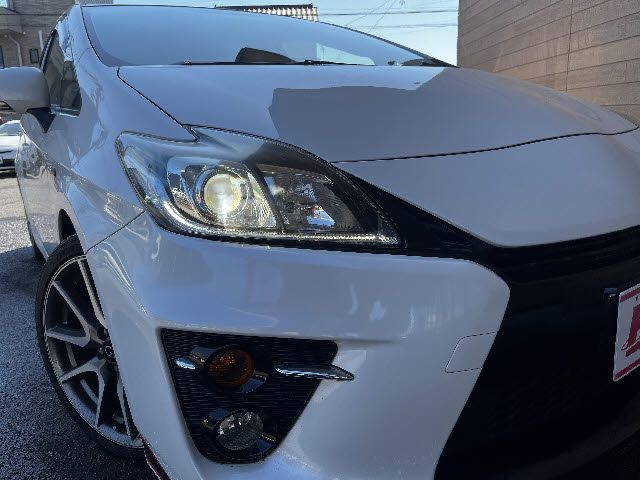 TOYOTA PRIUS 2014 Image 31