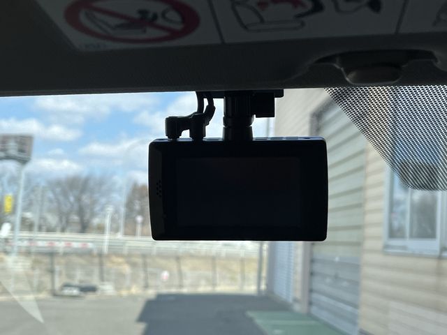 TOYOTA PRIUS 2023 Image 31