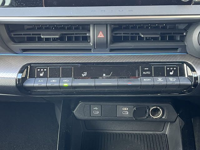 TOYOTA PRIUS 2023 Image 31