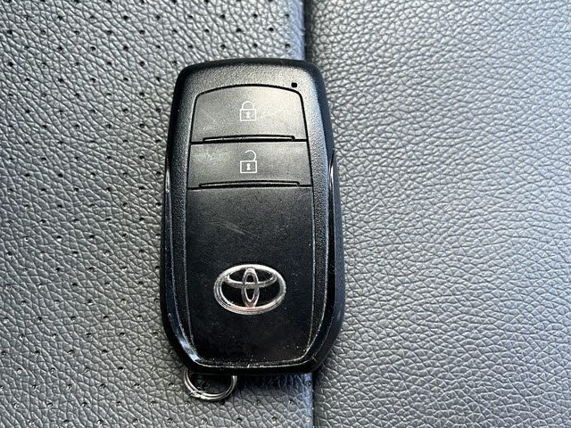 TOYOTA PRIUS 2023 Image 31