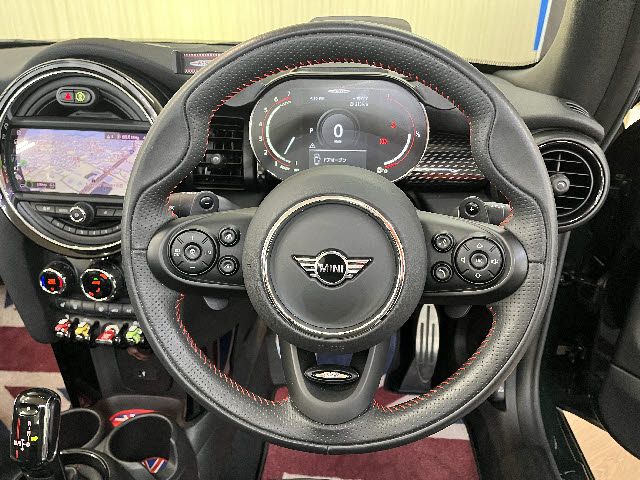 BMW MINI OPEN 2021 Image 31