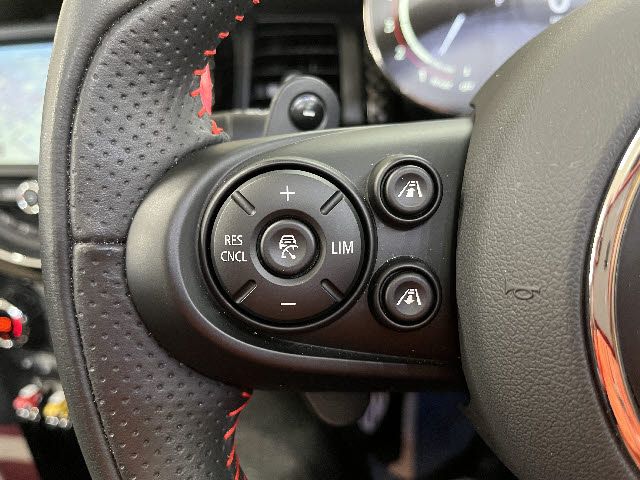 BMW MINI OPEN 2021 Image 31