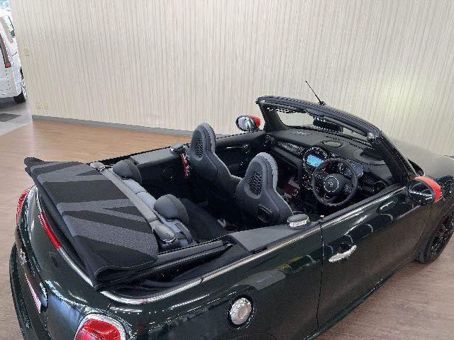 BMW MINI OPEN 2021 Image 31