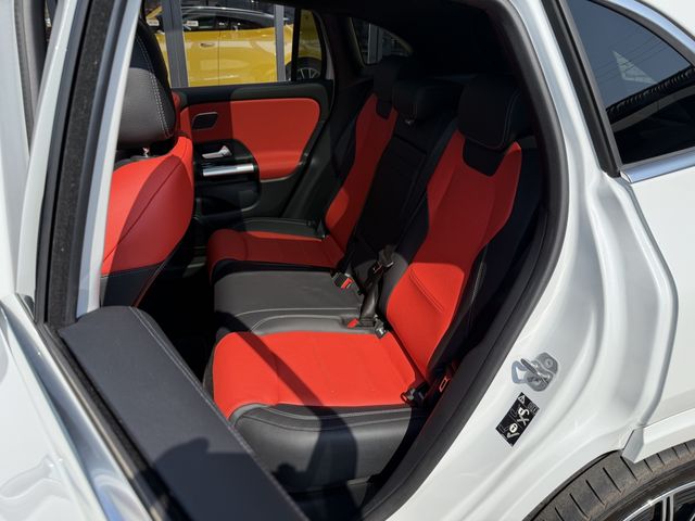 MERCEDES BENZ GLA CL 2023 Image 31