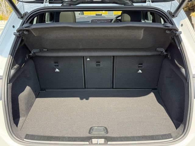 MERCEDES BENZ GLA CL 2023 Image 31