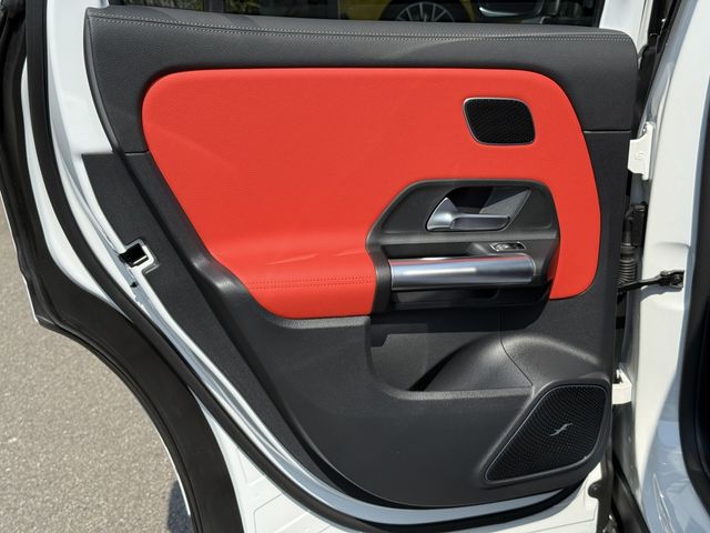 MERCEDES BENZ GLA CL 2023 Image 31