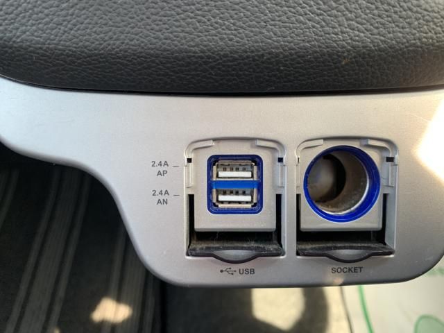 DAIHATSU CAST ACTIVA 2015 Image 31