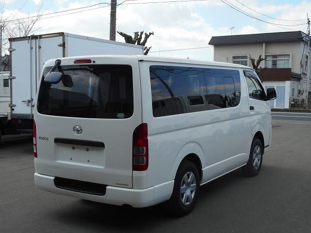 TOYOTA HIACE VAN 4WD 2016 Image 31
