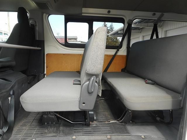 TOYOTA HIACE VAN 4WD 2016 Image 31