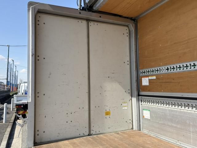 TOYOTA DYNA 2017 Image 31