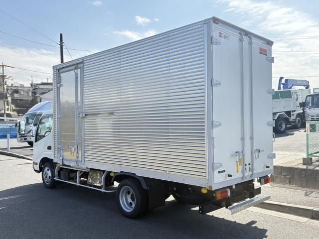 HINO DUTRO 2024 Image 31