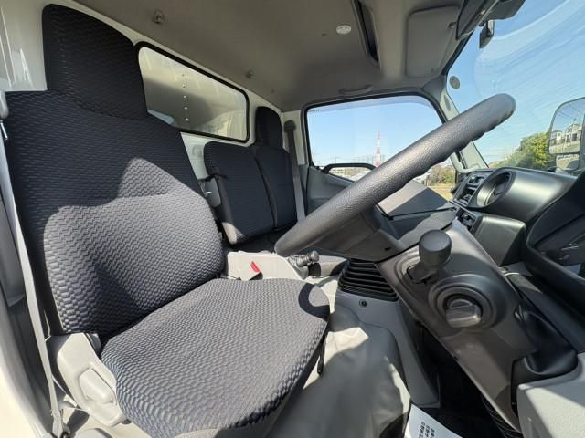 HINO DUTRO 2024 Image 31