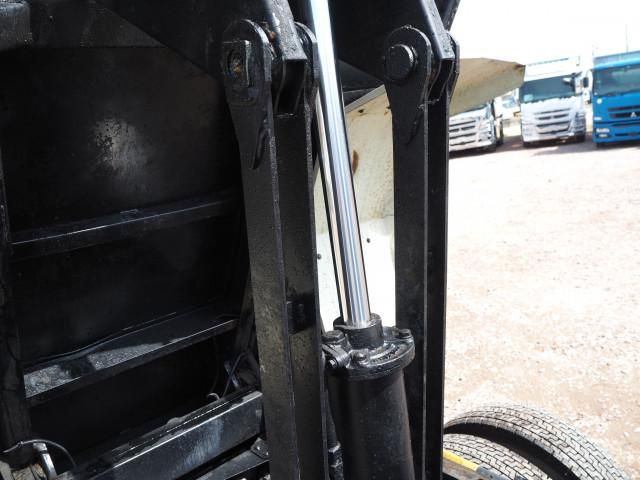 MITSUBISHI FUSOU FIGHTER 2013 Image 31