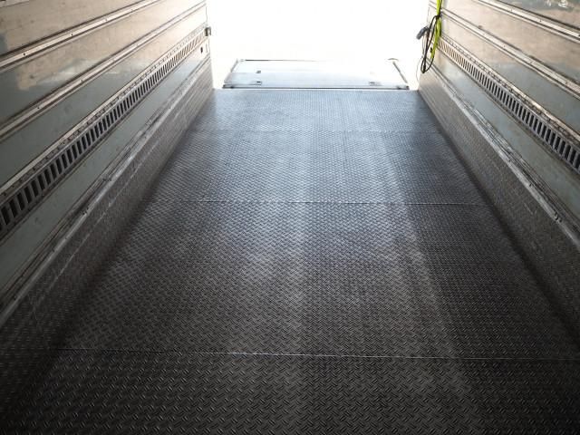 MITSUBISHI FUSOU FIGHTER 2014 Image 31