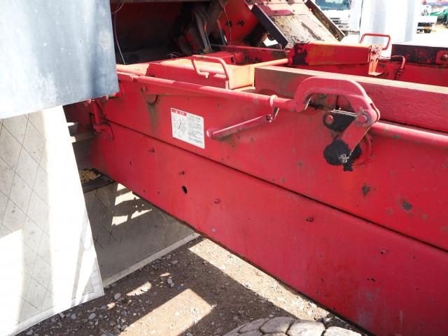 NISSAN DIESEL QUON 2015 Image 31