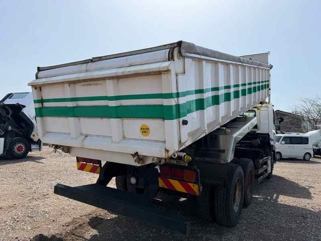 NISSAN DIESEL QUON 2012 Image 31