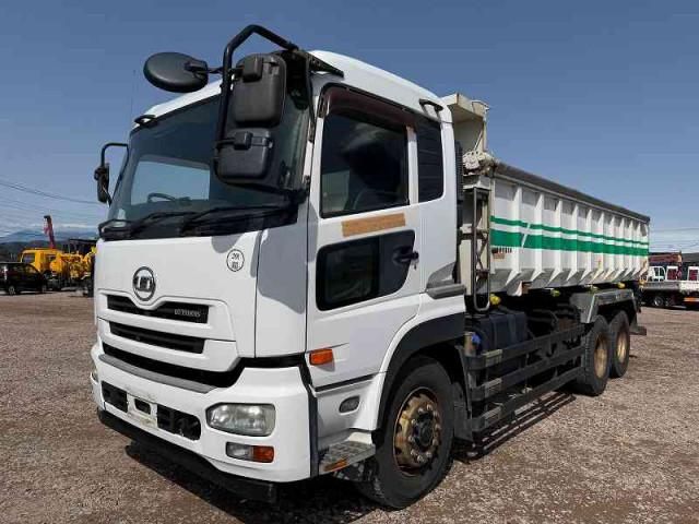 NISSAN DIESEL QUON 2012 Image 31