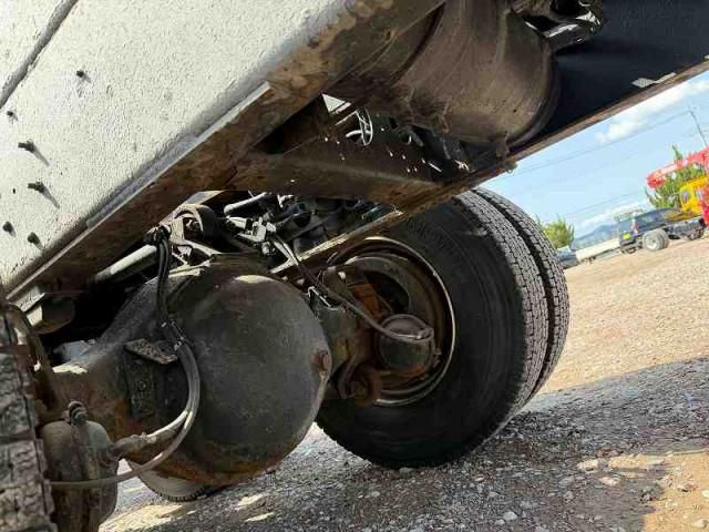 NISSAN DIESEL QUON 2012 Image 31