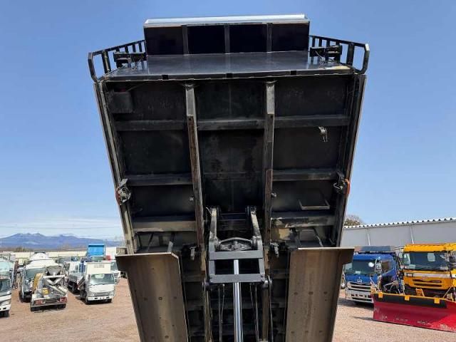 ISUZU GIGA 2015 Image 31