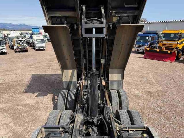 ISUZU GIGA 2015 Image 31