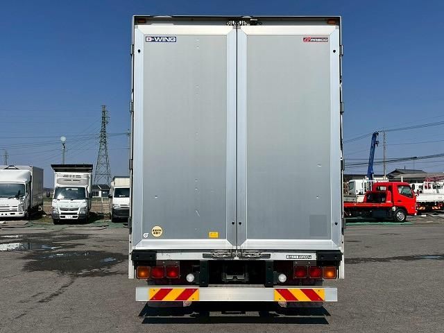 MITSUBISHI FUSOU SUPER GREAT 2016 Image 31